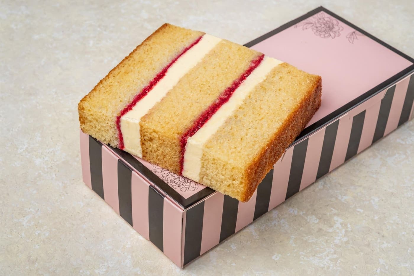 Lemon Rasberry Cake Slice